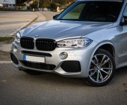 BMW X5 30d xDrive MPacket, LED svetlá, HUD, servis, ambientné osvetlenie