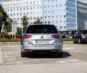 Volkswagen Passat Variant 2.0 TDI BMT R-Line Highline DSG