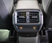 Škoda Karoq 2.0 TDI Style 4x4 DSG, Bohatá výbava