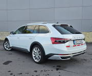 Škoda Superb Combi 2.0 TDI SCR Scout 4x4 DSG