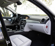 Mercedes-Benz C trieda Sedan