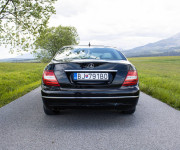 Mercedes-Benz C trieda Sedan