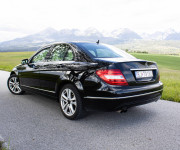 Mercedes-Benz C trieda Sedan