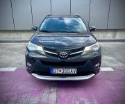 Toyota RAV4 4x4 110 kW AT