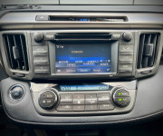 Toyota RAV4 4x4 110 kW AT