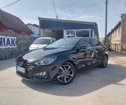 Hyundai i30 1.0 T-GDi Family DCT