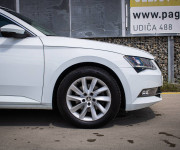 Škoda Superb Combi 2.0 TDI DSG Style, Webasto, Kessy, Bixenón, Navi, pamäťové sedadlo