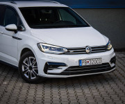 Volkswagen Touran 1.4 TSI R-Line DSG, Slovenské, Kamera, ACC, vyhrievané čelné, DPH