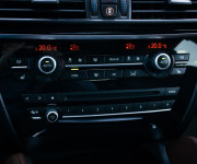 BMW X6 xDrive 30d Mpacket, nové komplet rozvody, LED svetlá, Harman, šíber, HUD, ŤZ