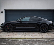Porsche Taycan S, 1. Majiteľ, Slovenské, Bicolor interiér, Sport Chrono Packet, DPH