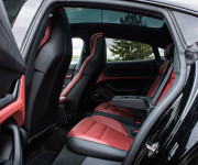 Porsche Taycan S, 1. Majiteľ, Slovenské, Bicolor interiér, Sport Chrono Packet, DPH