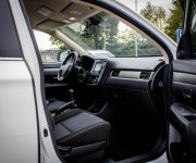 Mitsubishi Outlander 2.2 DI-D Instyle, 110kW, M6, 5d., 7-miestne