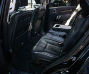 Land Rover Discovery 3.0L TD6 HSE AWD A/T