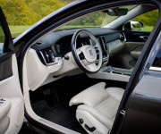Volvo S60 B5 Inscription 4x4 A/T, 184kW, Slovenské