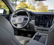 Volvo S60 B5 Inscription 4x4 A/T, 184kW, Slovenské