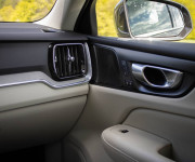 Volvo S60 B5 Inscription 4x4 A/T, 184kW, Slovenské