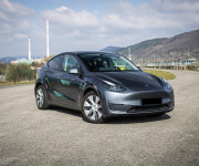 Tesla Model Y Long Range Nelakované, Ryzen, vyhrievaný volant, stierače, DPH