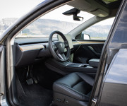 Tesla Model Y Long Range Nelakované, Ryzen, vyhrievaný volant, stierače, DPH