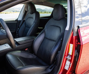 Tesla Model 3 Highland Long Range 93%SOH, Ultra red metalíza, fólie, odpočet