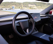 Tesla Model 3 Highland Long Range 93%SOH, Ultra red metalíza, fólie, odpočet