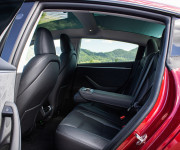 Tesla Model 3 Highland Long Range 93%SOH, Ultra red metalíza, fólie, odpočet