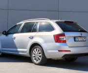 Škoda Octavia Combi 2.0 TDI 4x4 DSG Ambiente