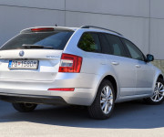Škoda Octavia Combi 2.0 TDI 4x4 DSG Ambiente