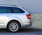 Škoda Octavia Combi 2.0 TDI 4x4 DSG Ambiente
