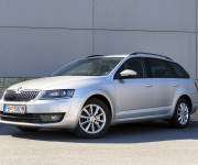 Škoda Octavia Combi 2.0 TDI 4x4 DSG Ambiente
