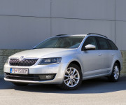 Škoda Octavia Combi 2.0 TDI 4x4 DSG Ambiente