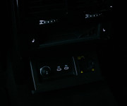 Volkswagen Touareg 3.0 V6 TDI 210kW, Masáž, Webasto, HUD, nočné videnie, softclose, ťažné