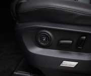 Volkswagen Touareg 3.0 V6 TDI 210kW, Masáž, Webasto, HUD, nočné videnie, softclose, ťažné