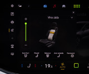 Volkswagen Touareg 3.0 V6 TDI 210kW, Masáž, Webasto, HUD, nočné videnie, softclose, ťažné