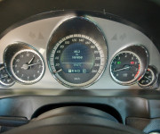 Mercedes-Benz E trieda Kabriolet 250 CGI Blue 5st. Automat Benzín