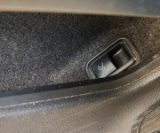 Mercedes-Benz E trieda Kabriolet 250 CGI Blue 5st. Automat Benzín