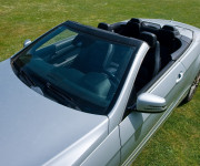 Mercedes-Benz E trieda Kabriolet 250 CGI Blue 5st. Automat Benzín