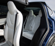 Tesla Model X 75D Free Supercharging SC01, 6 miestna, Ťažné, TOP konfigurácia