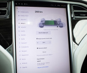 Tesla Model X 75D Free Supercharging SC01, 6 miestna, Ťažné, TOP konfigurácia