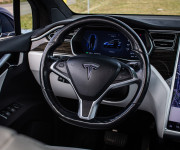 Tesla Model X 75D Free Supercharging SC01, 6 miestna, Ťažné, TOP konfigurácia