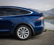 Tesla Model X 75D Free Supercharging SC01, 6 miestna, Ťažné, TOP konfigurácia