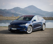 Tesla Model X 75D Free Supercharging SC01, 6 miestna, Ťažné, TOP konfigurácia