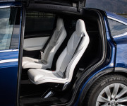 Tesla Model X 75D Free Supercharging SC01, 6 miestna, Ťažné, TOP konfigurácia