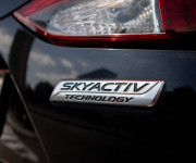 Mazda 3 2.0 Skyactiv -G165 Revolution