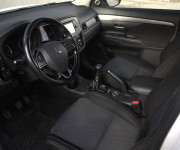 Mitsubishi Outlander 2.2 DI-D Intense+