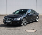 Audi A8 3.0 TDI V6 DPF quattro tiptronic