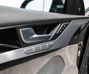 Audi A8 3.0 TDI V6 DPF quattro tiptronic