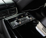 Audi A8 3.0 TDI V6 DPF quattro tiptronic