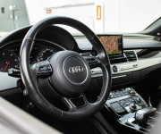 Audi A8 3.0 TDI V6 DPF quattro tiptronic