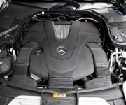 Mercedes-Benz C trieda Sedan 400 4matic 9G