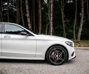 Mercedes-Benz C trieda Sedan 400 4matic 9G